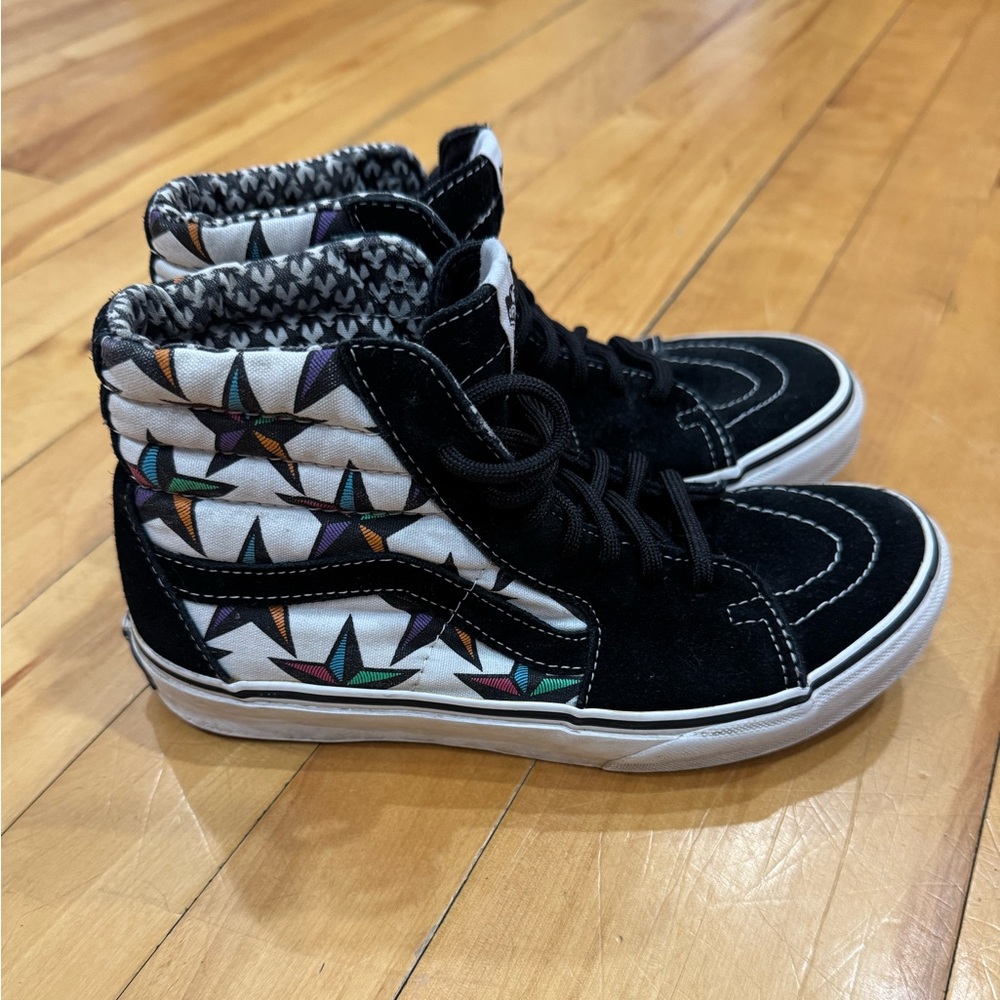 Vans vintage stars hightop skate shoe